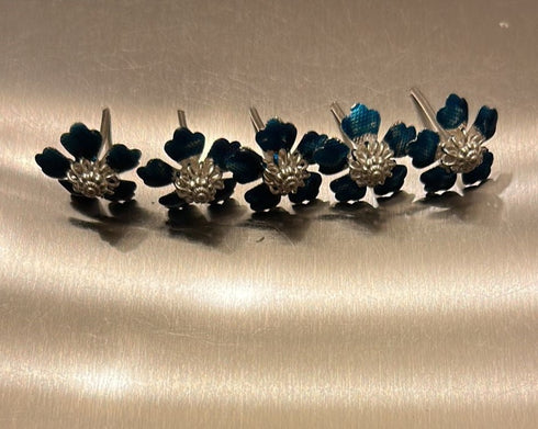 Pure Silver Blue Color Flowers Pack of 5 Pcs Total 11g